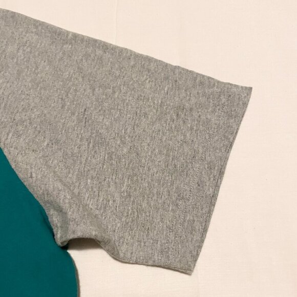 2016 Uniqlo Lego Fun Tshirt Mens Medium Shirt - Picture 8 of 16